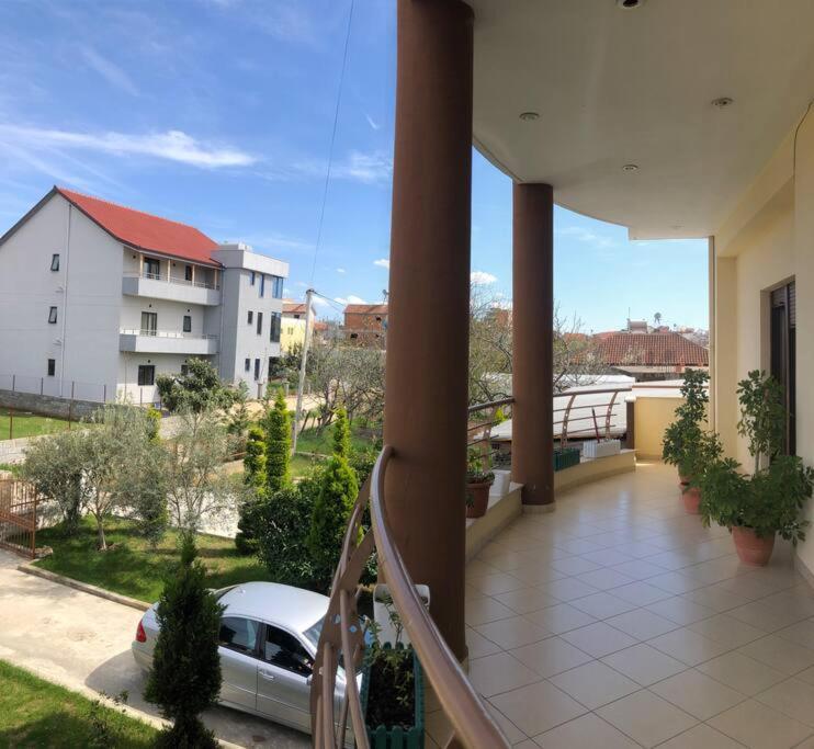 Villa Uklala Kamez Экстерьер фото